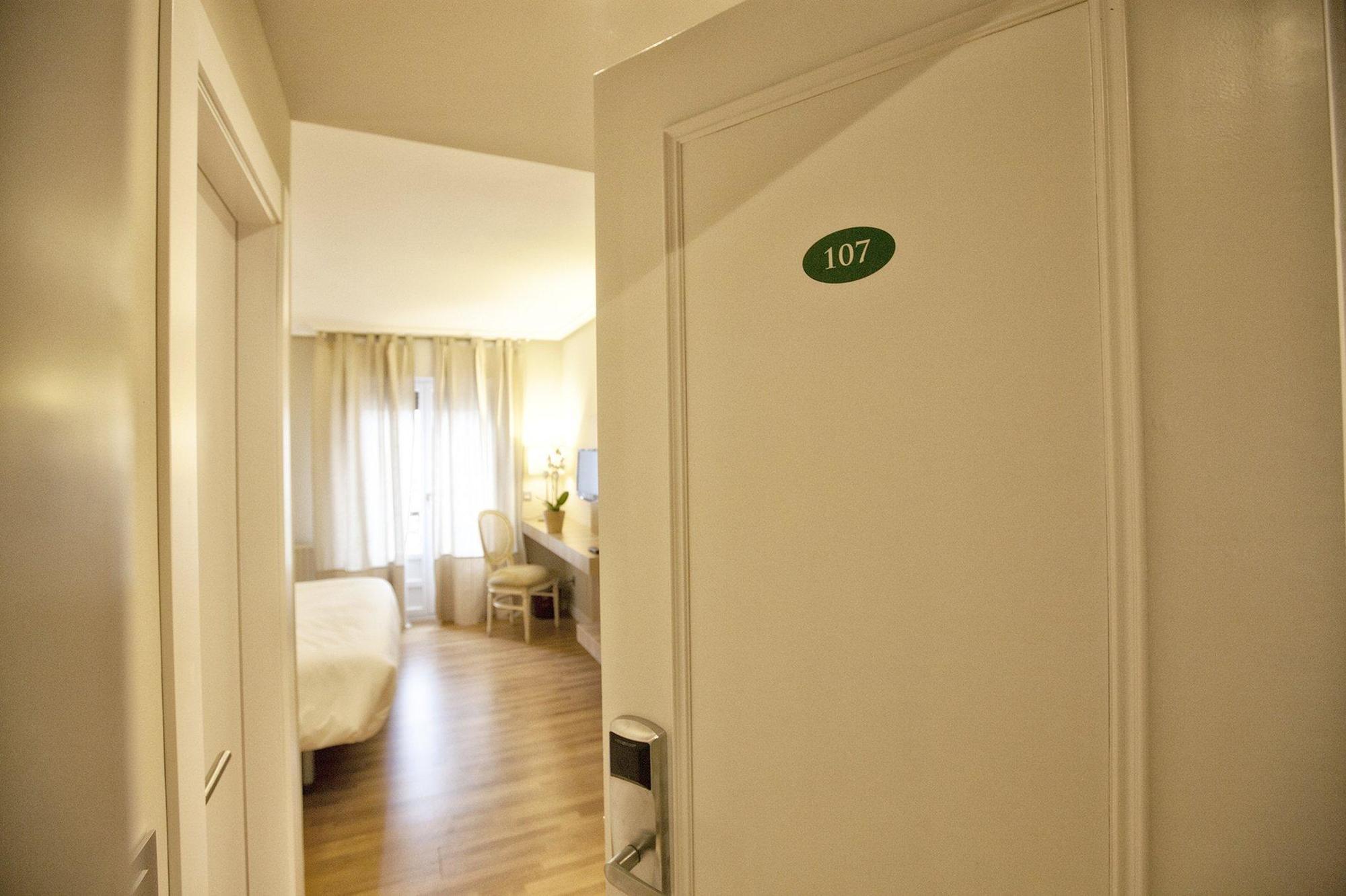 Hotel Los Lagos Nature Onís Extérieur photo